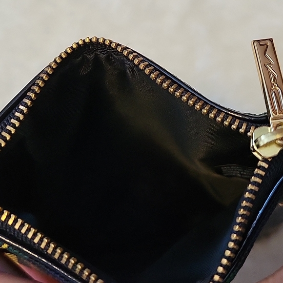 MAC toiletry bag  | Free w/Purchase - Picture 8 of 10